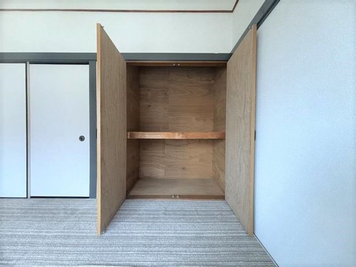 シバハイツの内装