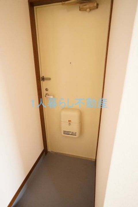 東京都品川区大井6(アパート)の賃貸物件の玄関