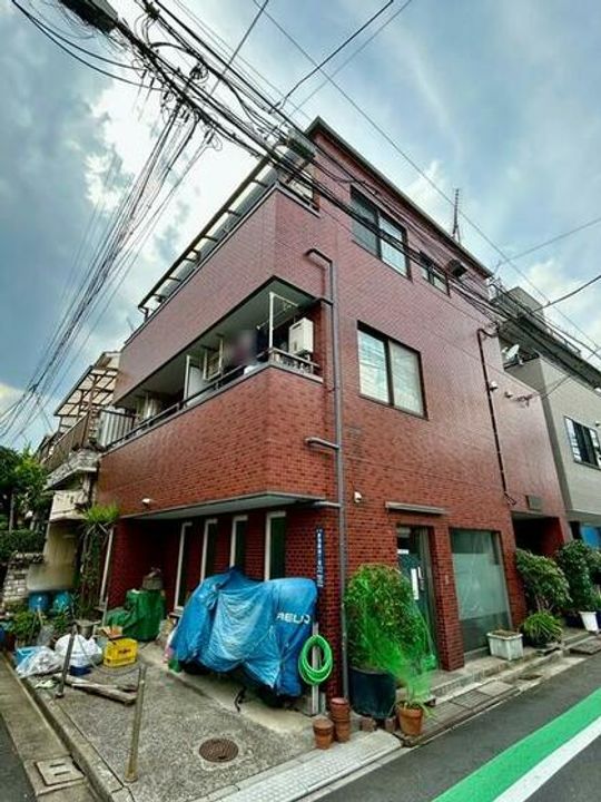 服部ハイツの外観