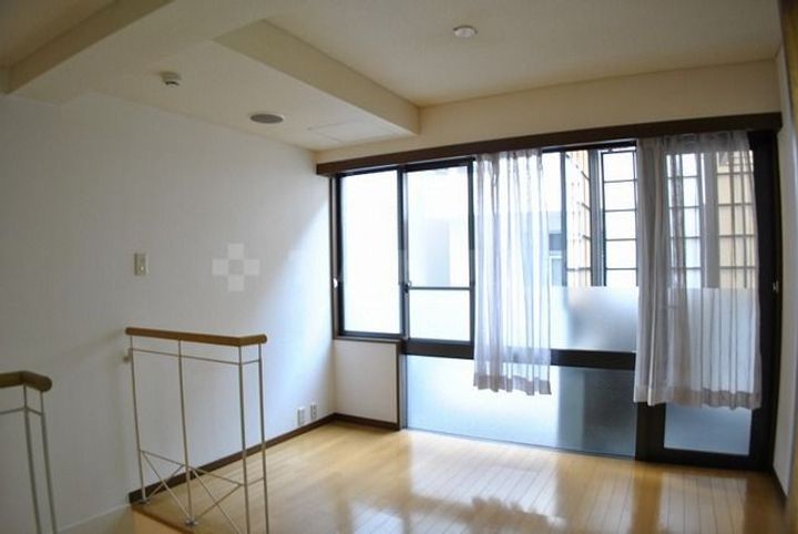 ヴェルビュ二条城東の地図