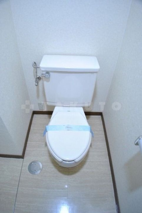 ヴェルビュ二条城東の内装