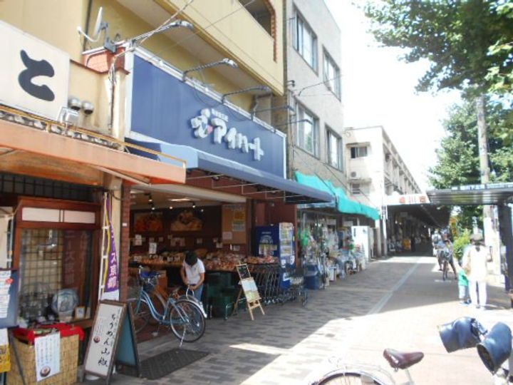 ヴェルビュ二条城東の周辺