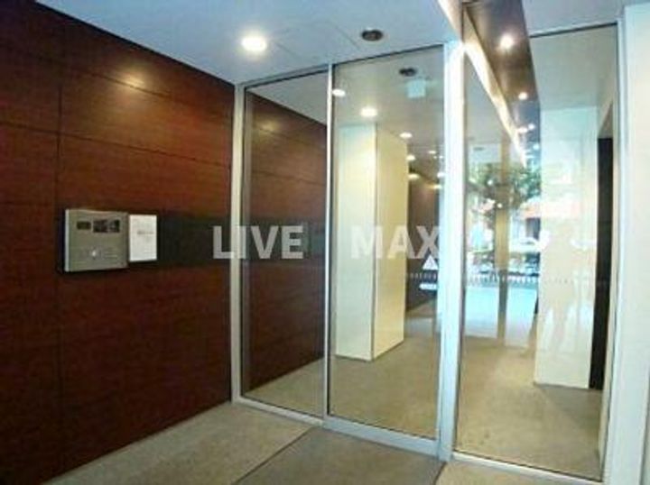 東京都港区海岸3(マンション)の賃貸物件の地図