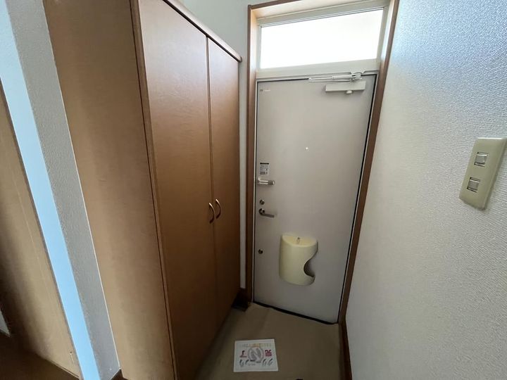 宮城県宮城郡利府町神谷沢字金沢(一戸建)の賃貸物件の玄関