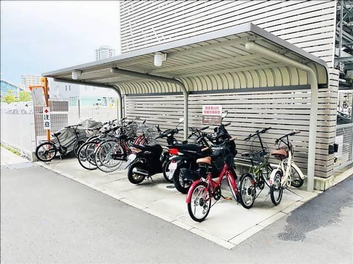アガティス東静岡の地図