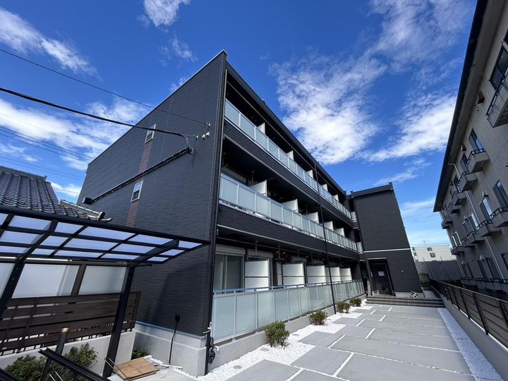 埼玉県さいたま市桜区西堀2(マンション)の賃貸物件の外観