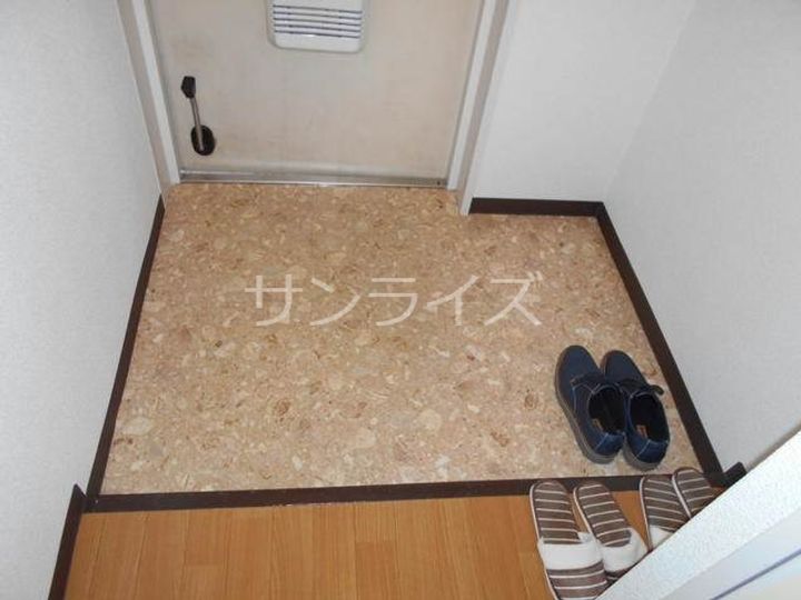ファミリーハイツ河野の玄関