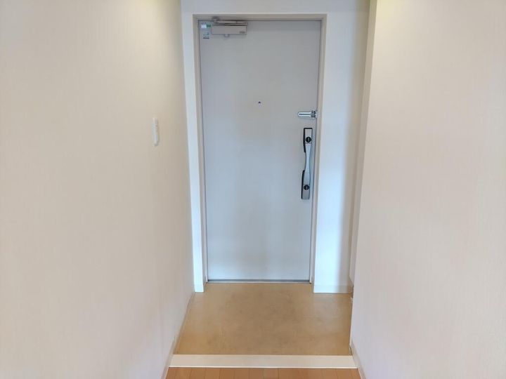 東京都足立区扇2(マンション)の賃貸物件の玄関