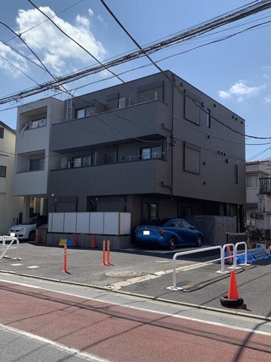 プティサリチェの外観