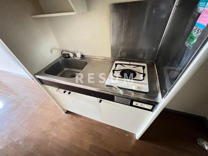 千葉県千葉市中央区松波4(マンション)の賃貸物件のキッチン