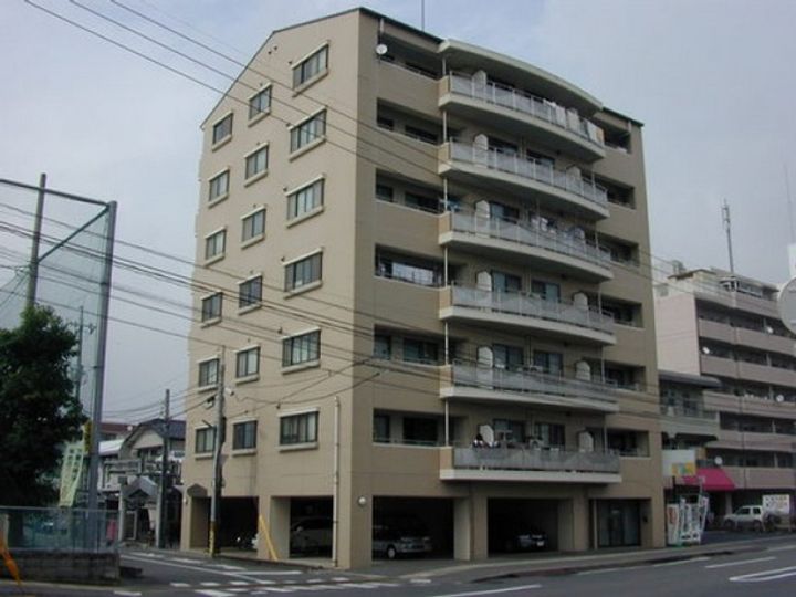 ウェルネス中仙道の外観