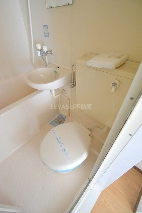 リバーサイド庚午の内装