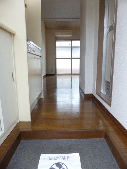 サンアマノ小平の玄関