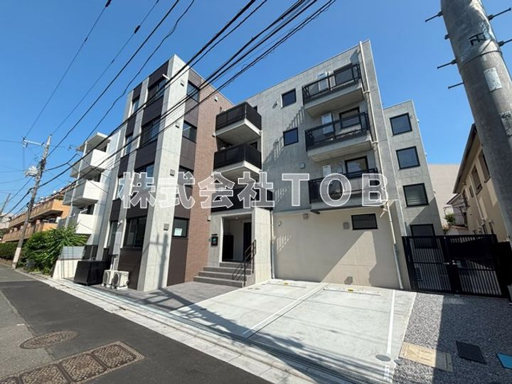 ウェルスクエア方南町IIの外観