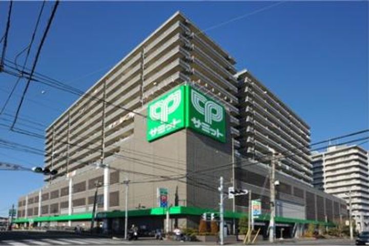 The Wallの周辺