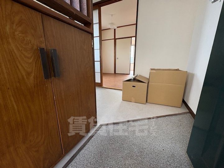 樋口ビルの玄関