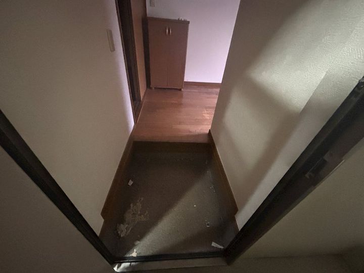 ブルーム菊名の玄関