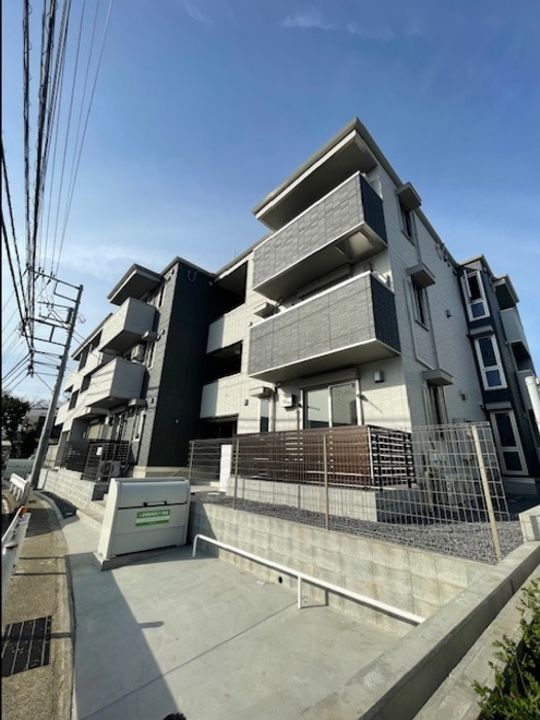 神奈川県藤沢市湘南台3(アパート)の賃貸物件の外観