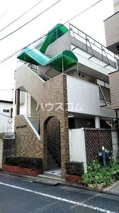 グリーンハイツの外観