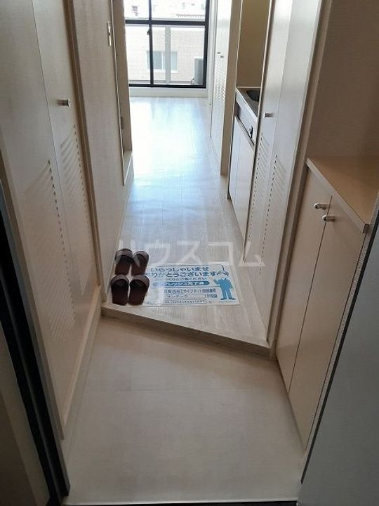 コスモハイム元住吉の玄関