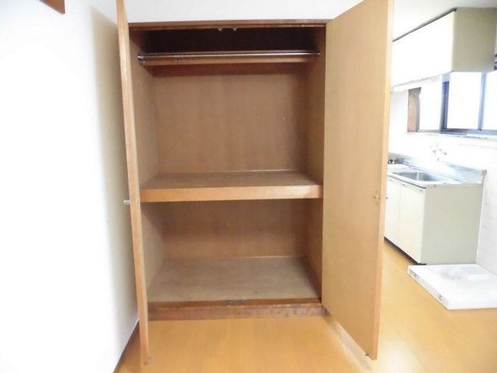 サロンドニスの内装