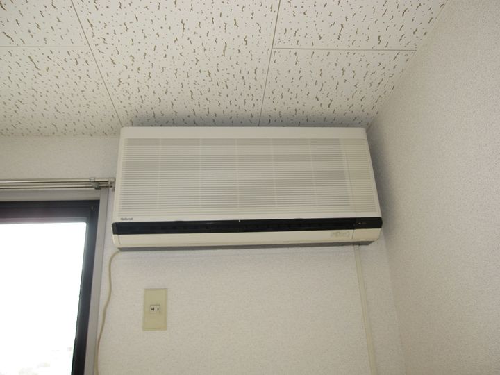 アロエ八木山Cの内装