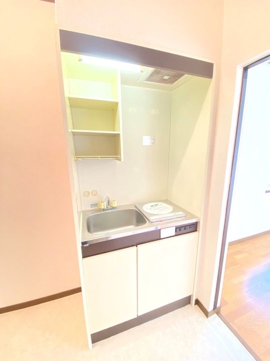 ヴェルデン花の木のキッチン