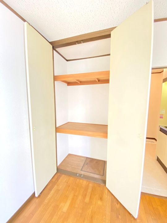 ヴェルデン花の木の内装