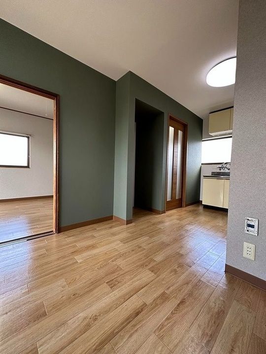 群馬県太田市龍舞町(アパート)の賃貸物件の居間