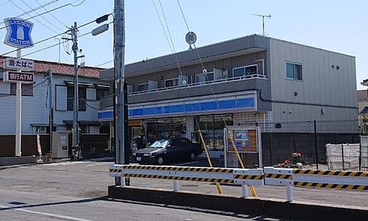 ロードサイド秋の周辺