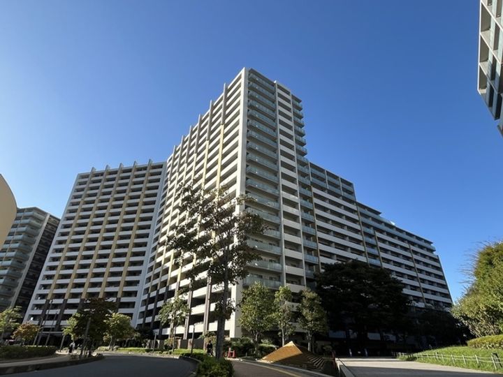 リボンシティレジデンス エアリーフォートの外観