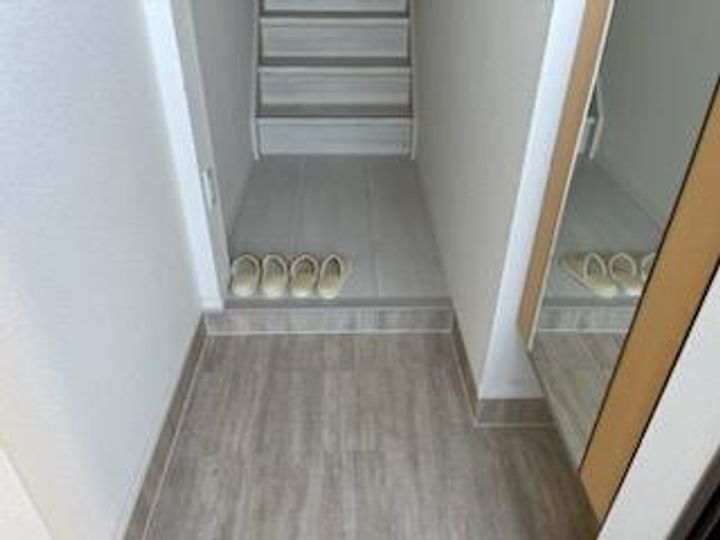 【新築・角部屋】ステイゴールドIIの玄関