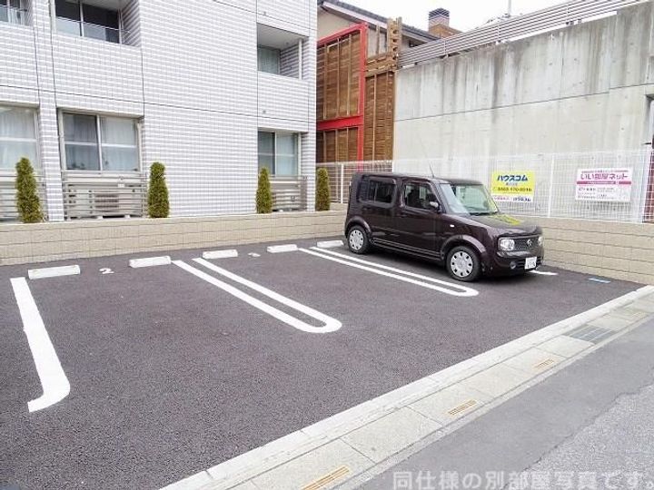 アヴィオールの地図