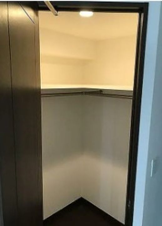 東京都港区芝浦4(マンション)の賃貸物件の内装