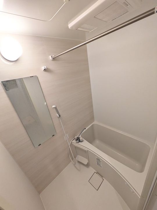 神奈川県横浜市鶴見区平安町1(アパート)の賃貸物件の風呂