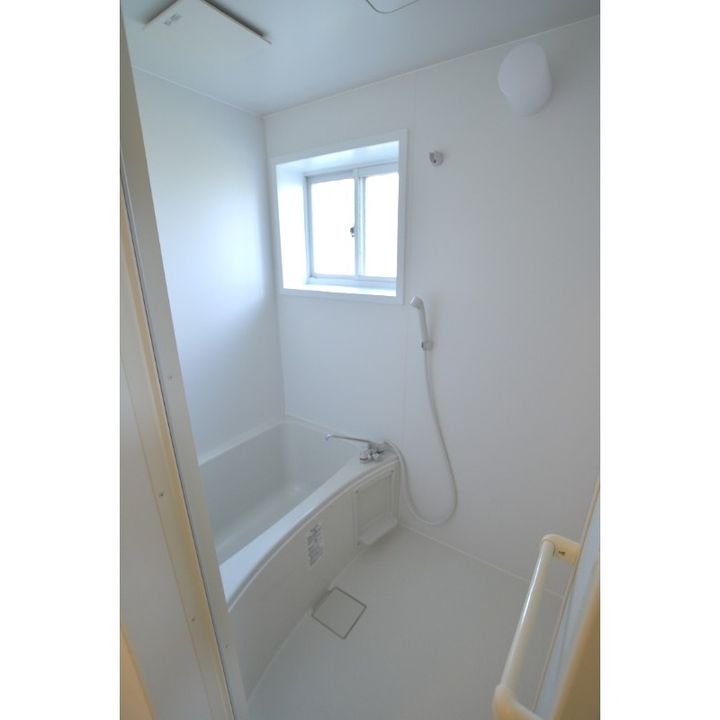 香川県観音寺市植田町(一戸建)の賃貸物件の風呂