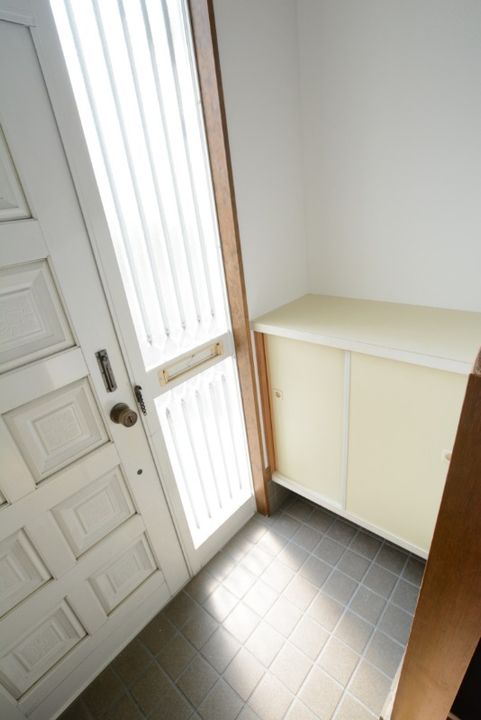 香川県観音寺市植田町(一戸建)の賃貸物件の玄関