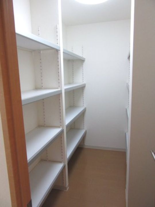 ポレスター文京町 501の内装