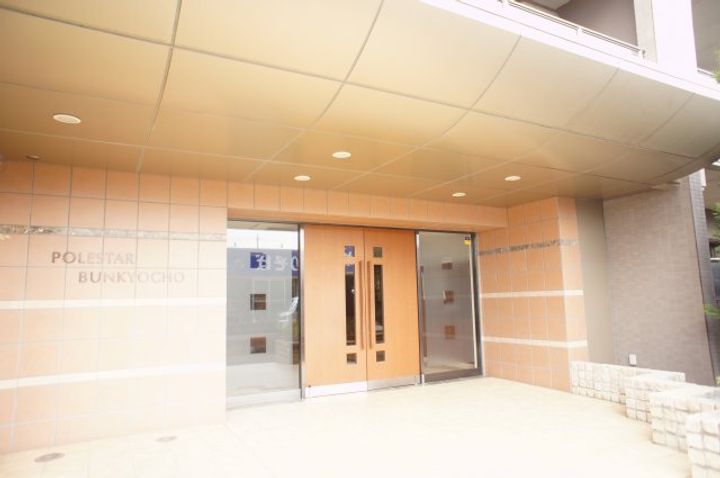 ポレスター文京町 501の地図