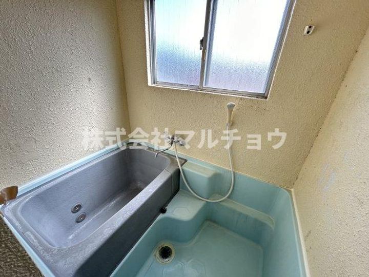 巴ハイツの風呂
