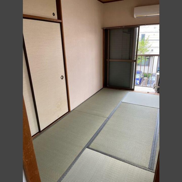 東京都世田谷区新町3(アパート)の賃貸物件の居間