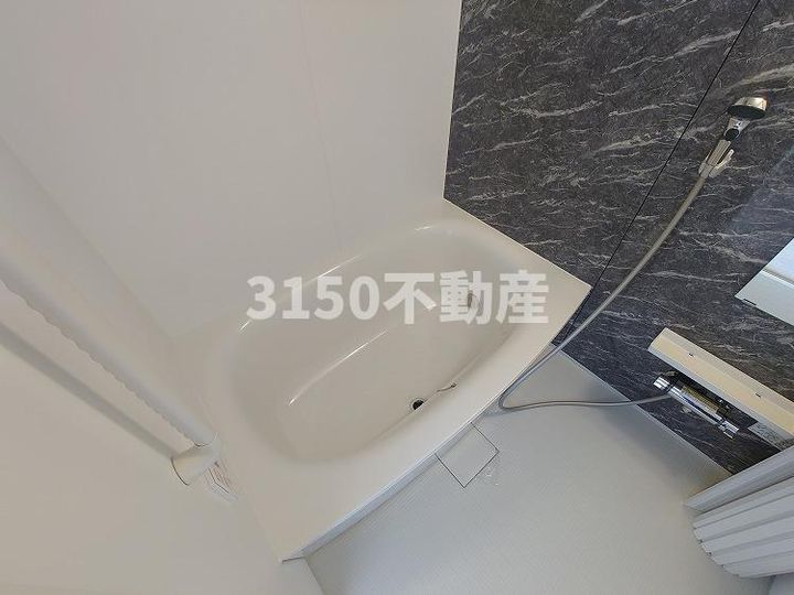 岐阜県岐阜市東鶉4(アパート)の賃貸物件の風呂