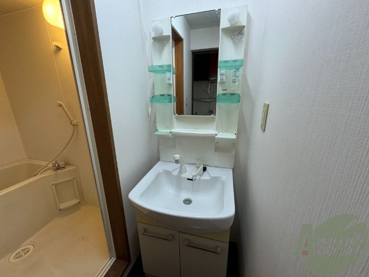 門前町アパートの内装