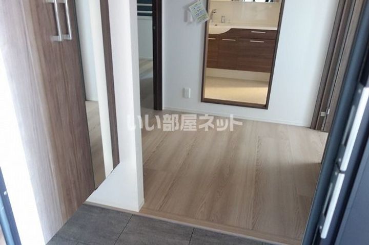 大阪府堺市東区大美野(アパート)の賃貸物件の玄関