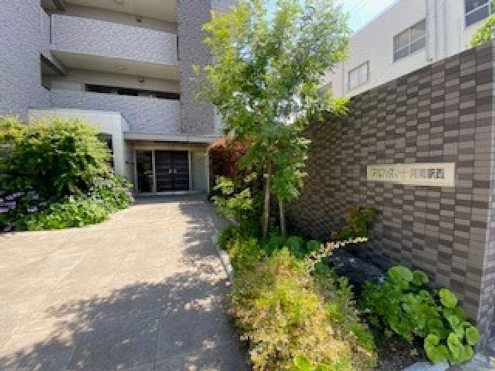 アルファスマート阿南駅西の地図