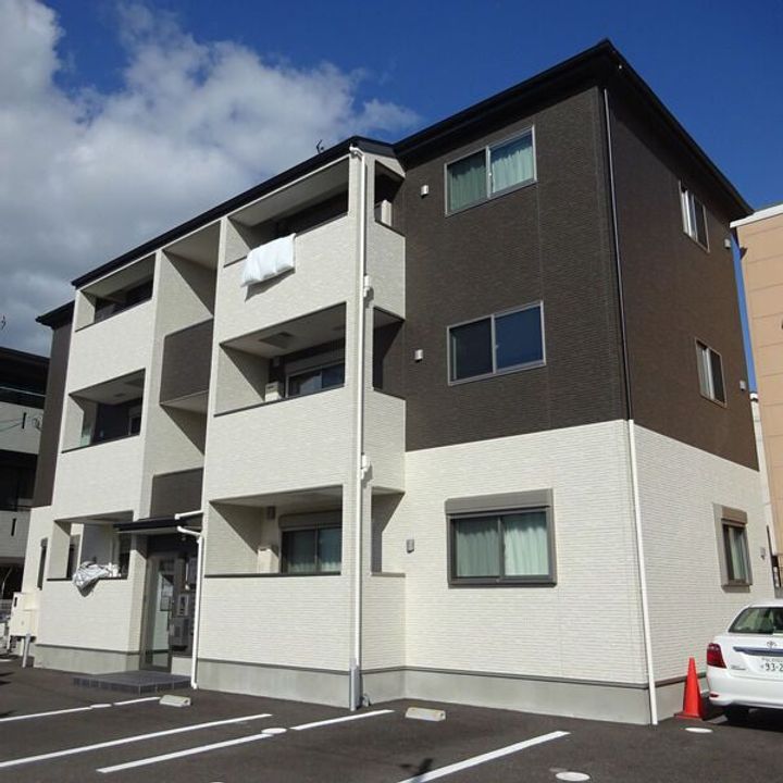 大阪府箕面市半町4(アパート)の賃貸物件の外観