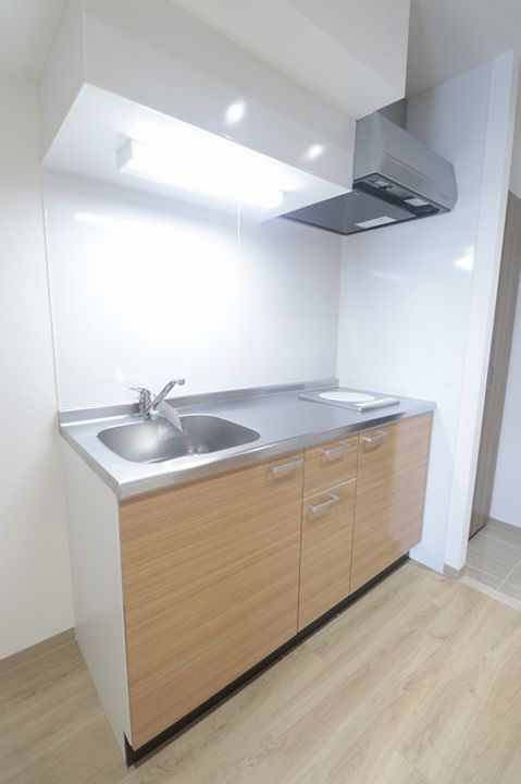 新潟県新潟市中央区古町通8番町(マンション)の賃貸物件のキッチン