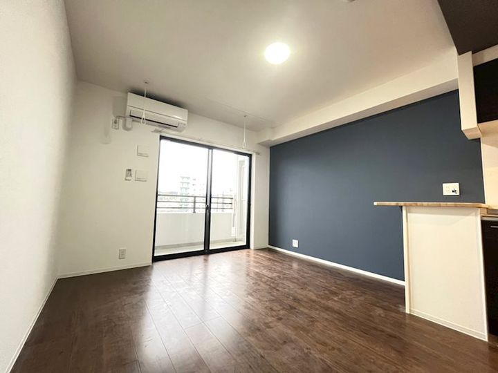 artemis谷山中央の居間