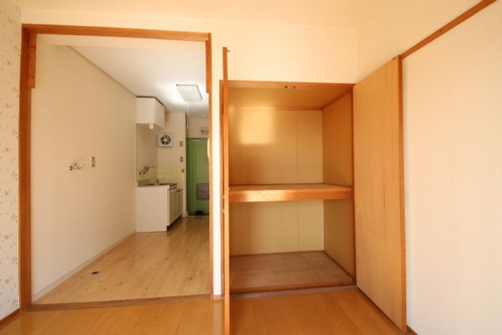 サンシャイン98の内装