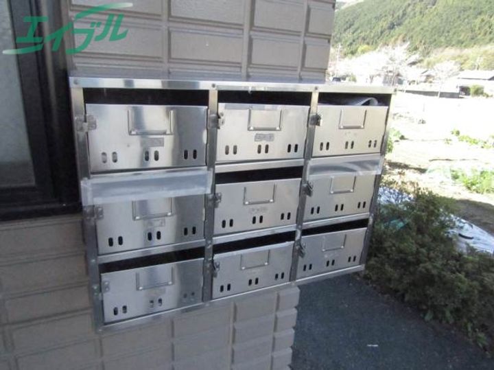 やまむらハイツの地図